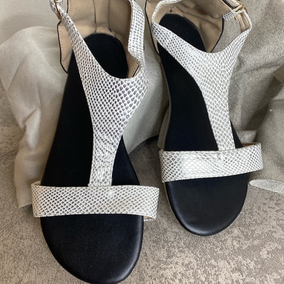 #23 Metallic Snakeskin Embossed Zip Back Ankle Strap Sandals - Picture 3 of 4